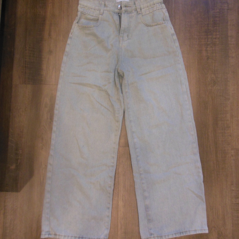 Light Blue Wide-Leg Jeans